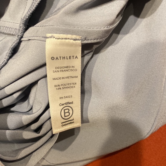 Athleta Marlow romper with packets in baby blue color size XS - Picture 11 of 15